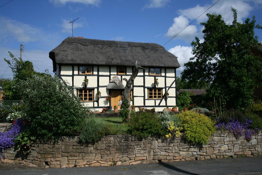 The Cobblers Bed And Breakfast Bishampton Екстер'єр фото